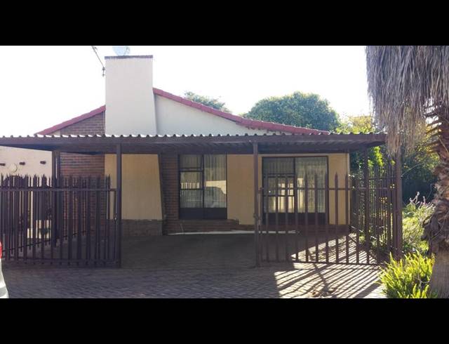 3 BEDROOM PROPERTY TO RENT IN MARLANDS